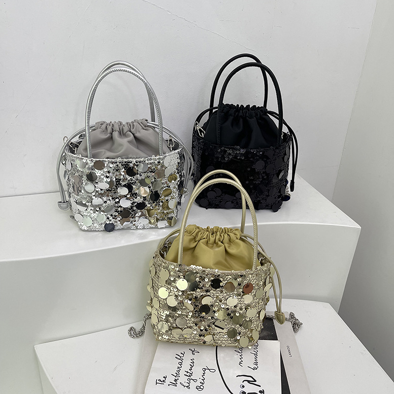 Luxury Bags News - 여성을 위한 라이트 럭셔리 스팽글 버킷