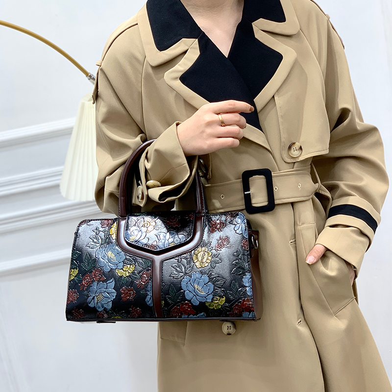 빈티지 플로럴 엠보싱 보스턴백 여성 명품 3D 플라워  - Luxury Bags Vegan 리뷰 및 가격