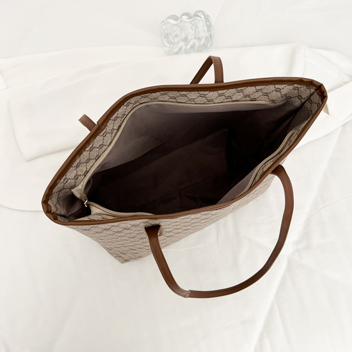 럭셔리 빈티지 여성 숄더백 모노그램 프린트 리벳 PU  - Tote Bag Leather Monogram 리뷰 및 가격